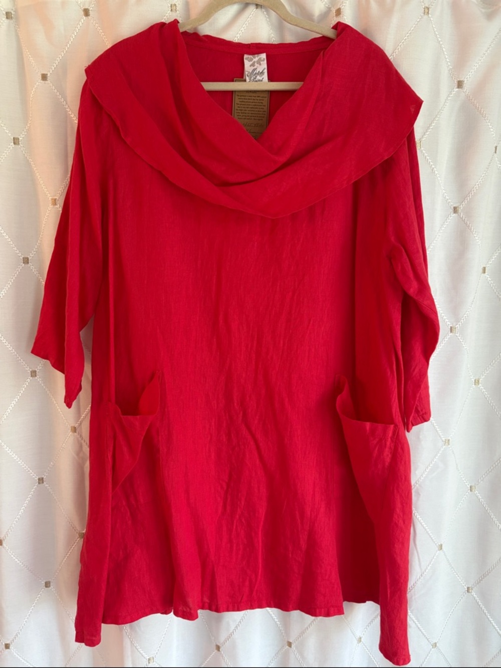 BNWT!  Relaxed linen Red Cowl-Neck dress or tunic with Pockets